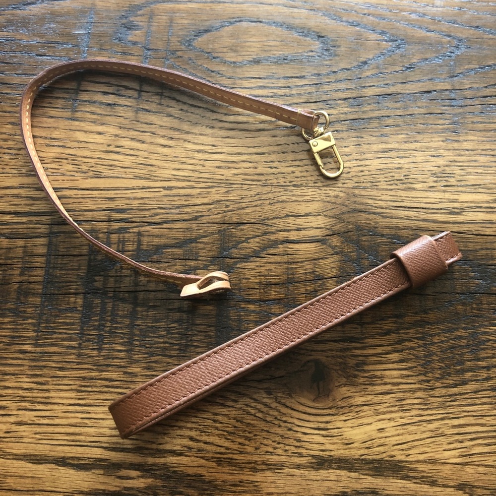 Wristlet strap options